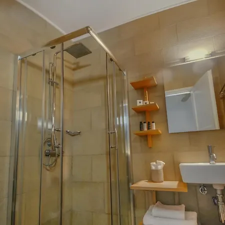 Hotell Olivemare 3*